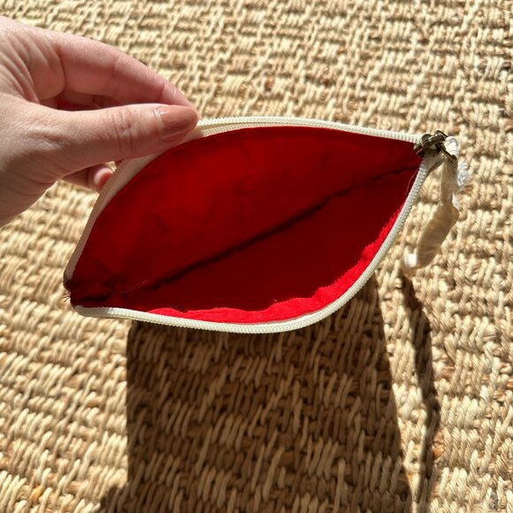 *Guess Small Pocket Organizer Makeup Clutch - Picture 6 of 7